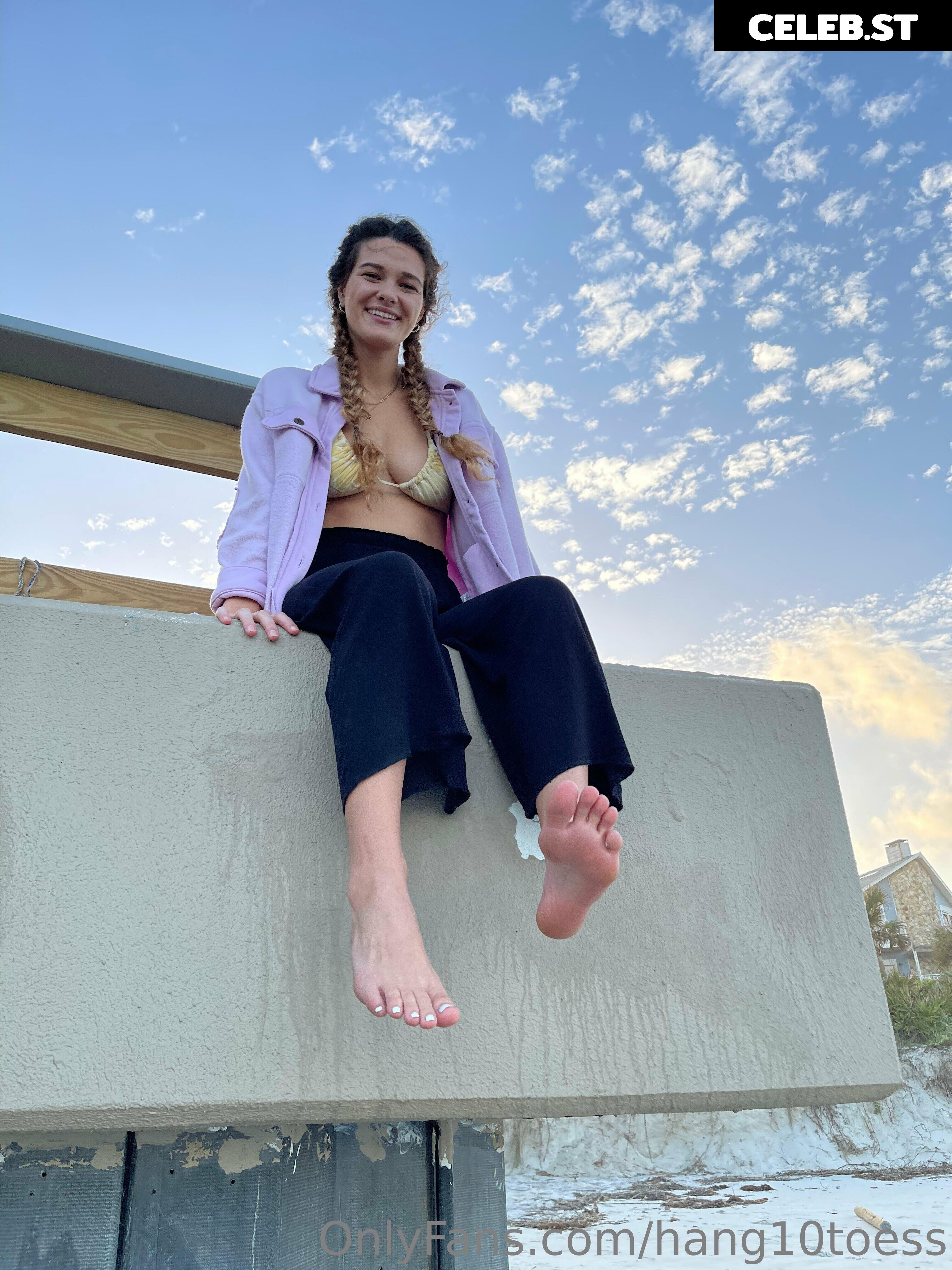 hang10toess Image 17431421