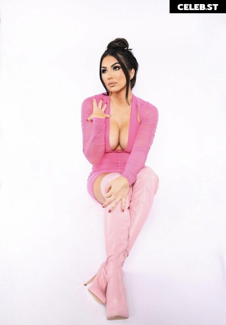 Billie Kay Image 1743143