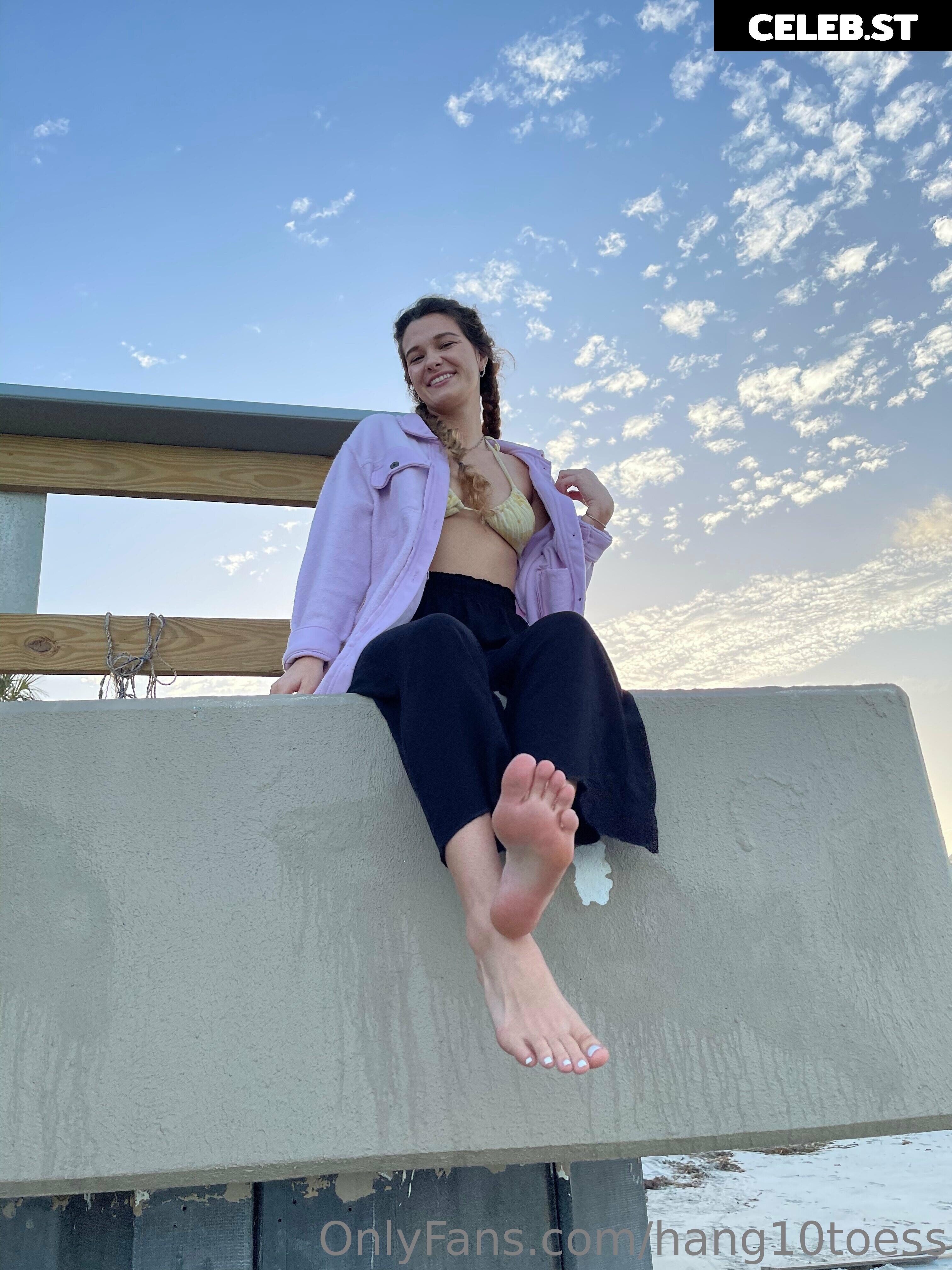 hang10toess Image 17431349