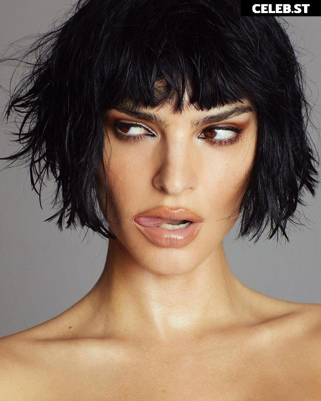 Emily Ratajkowski Image 1743055