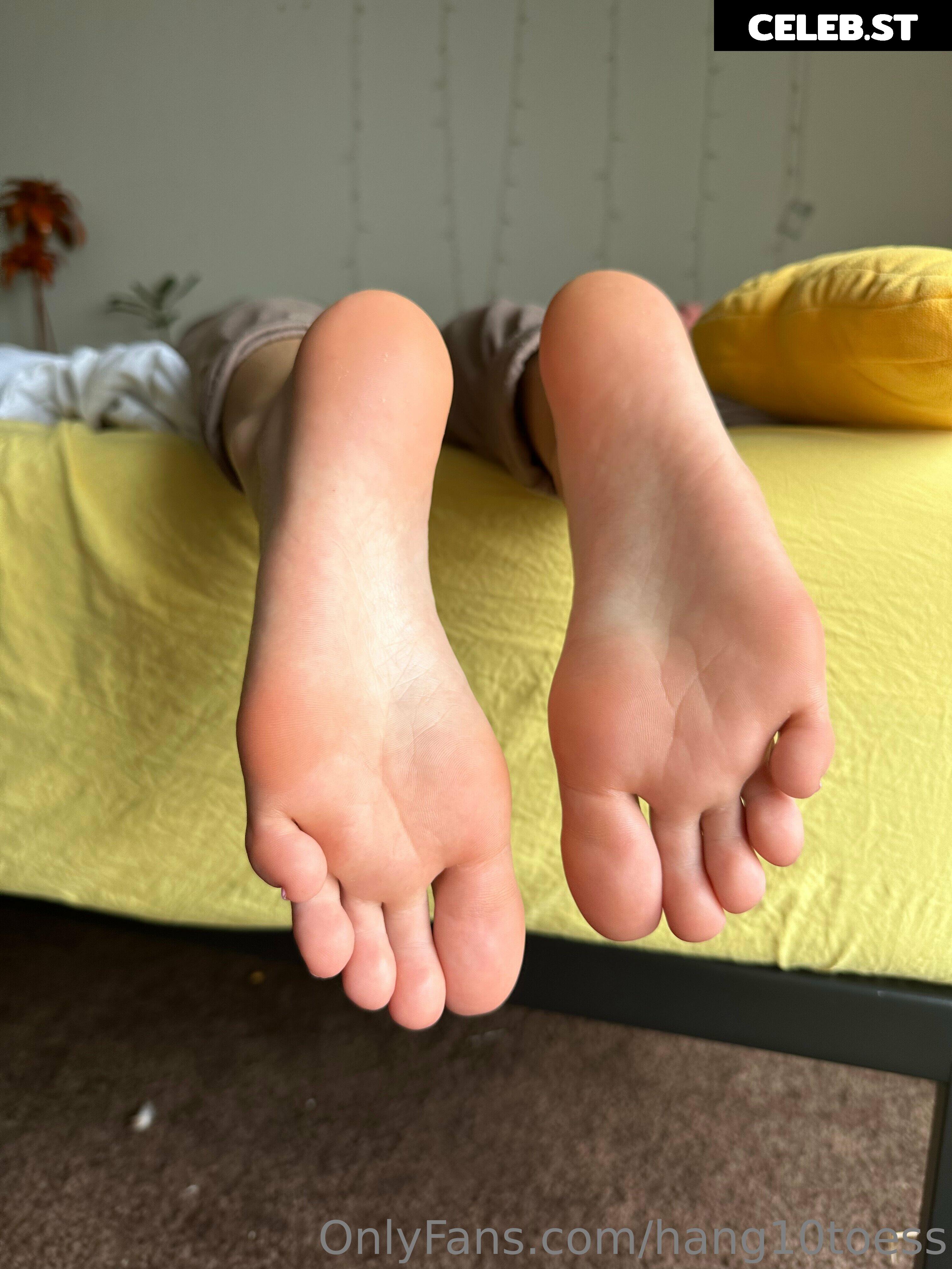 hang10toess Image 17430380