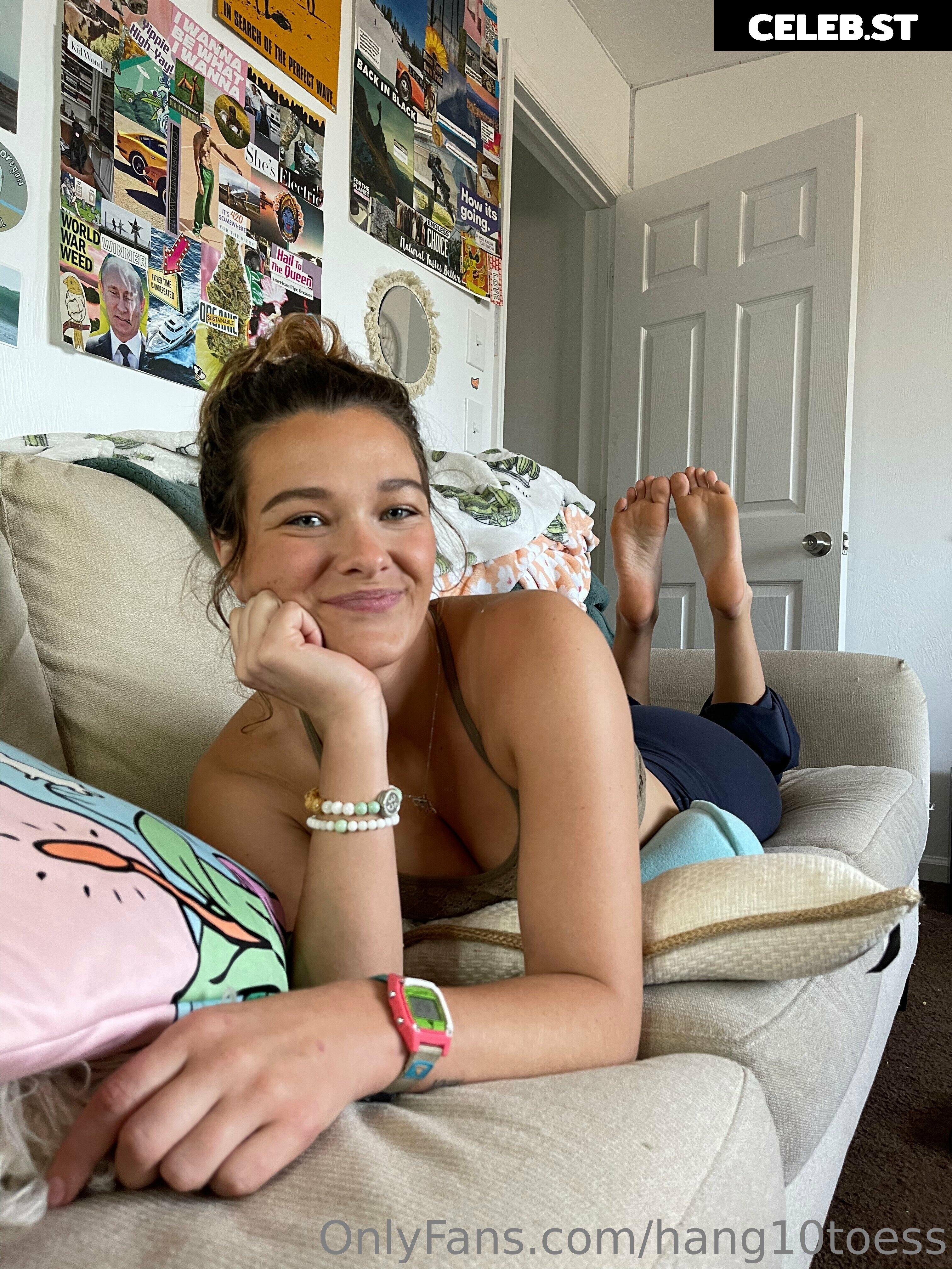 hang10toess Image 17430267