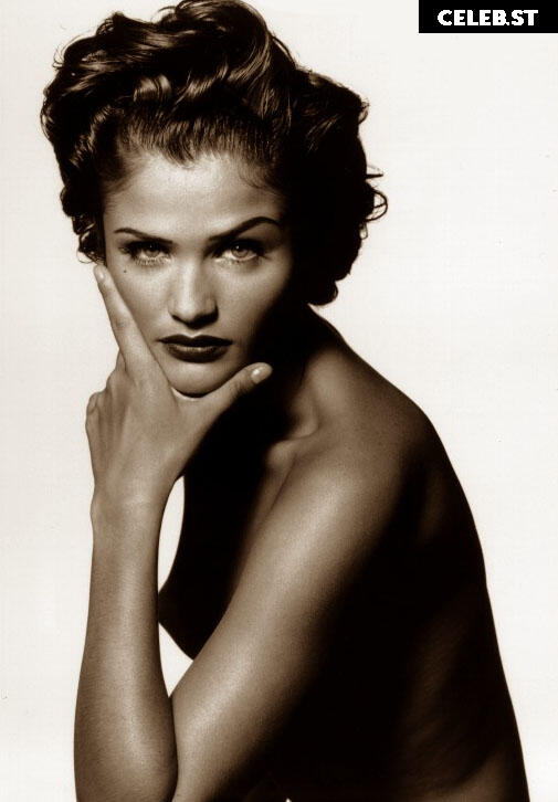 Helena Christensen Image 1743388