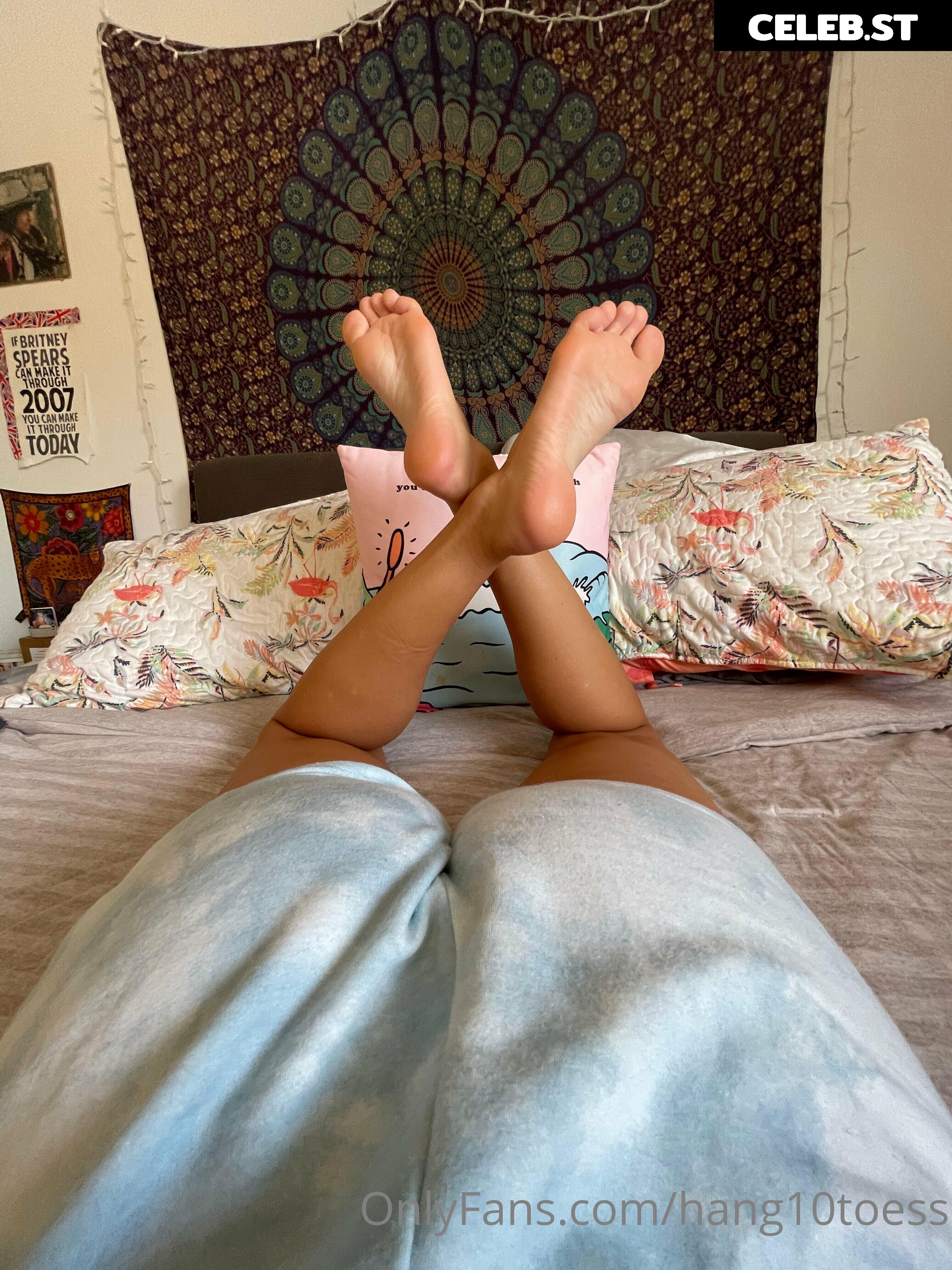 hang10toess Image 17433714