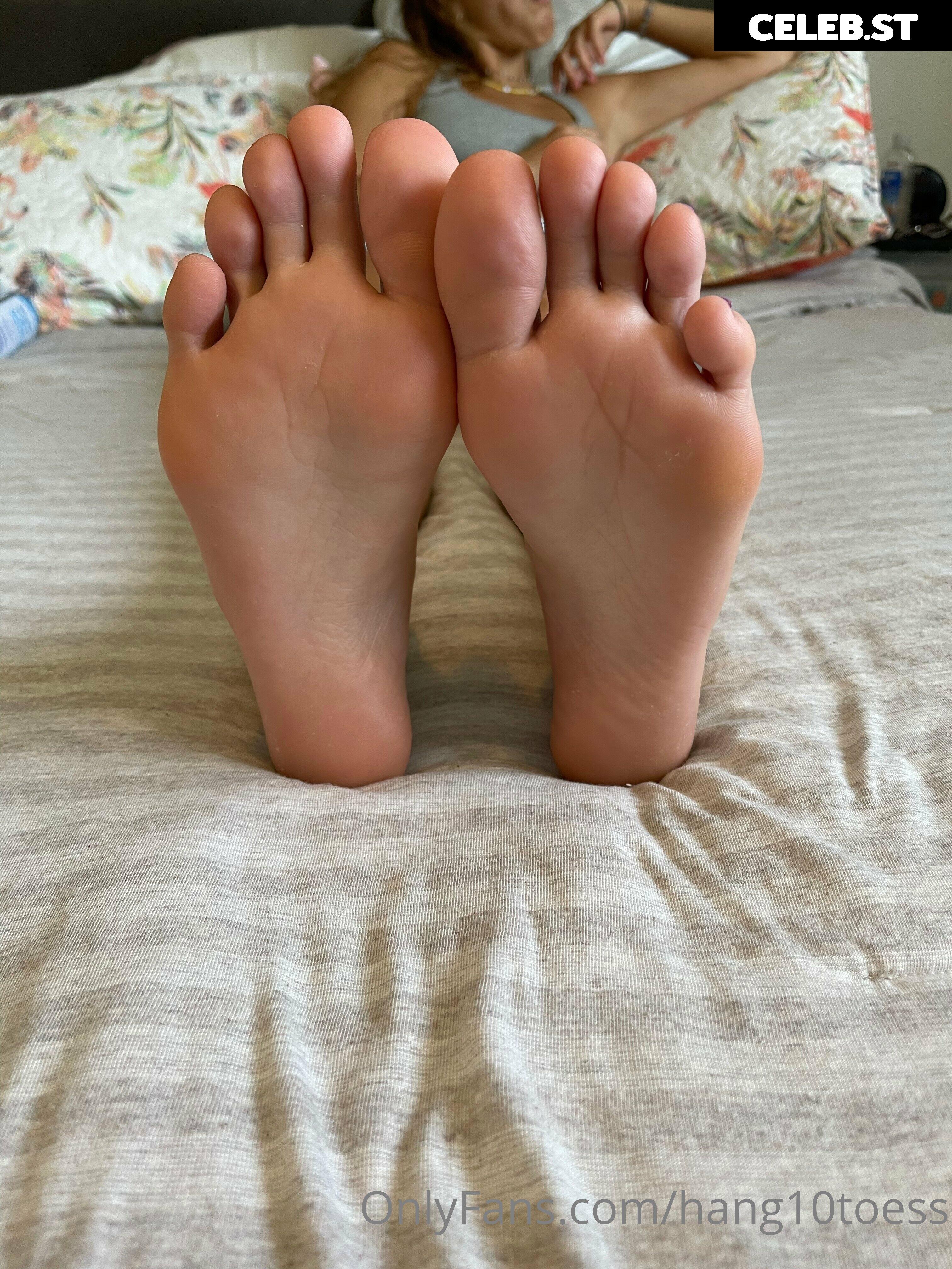 hang10toess Image 17433644
