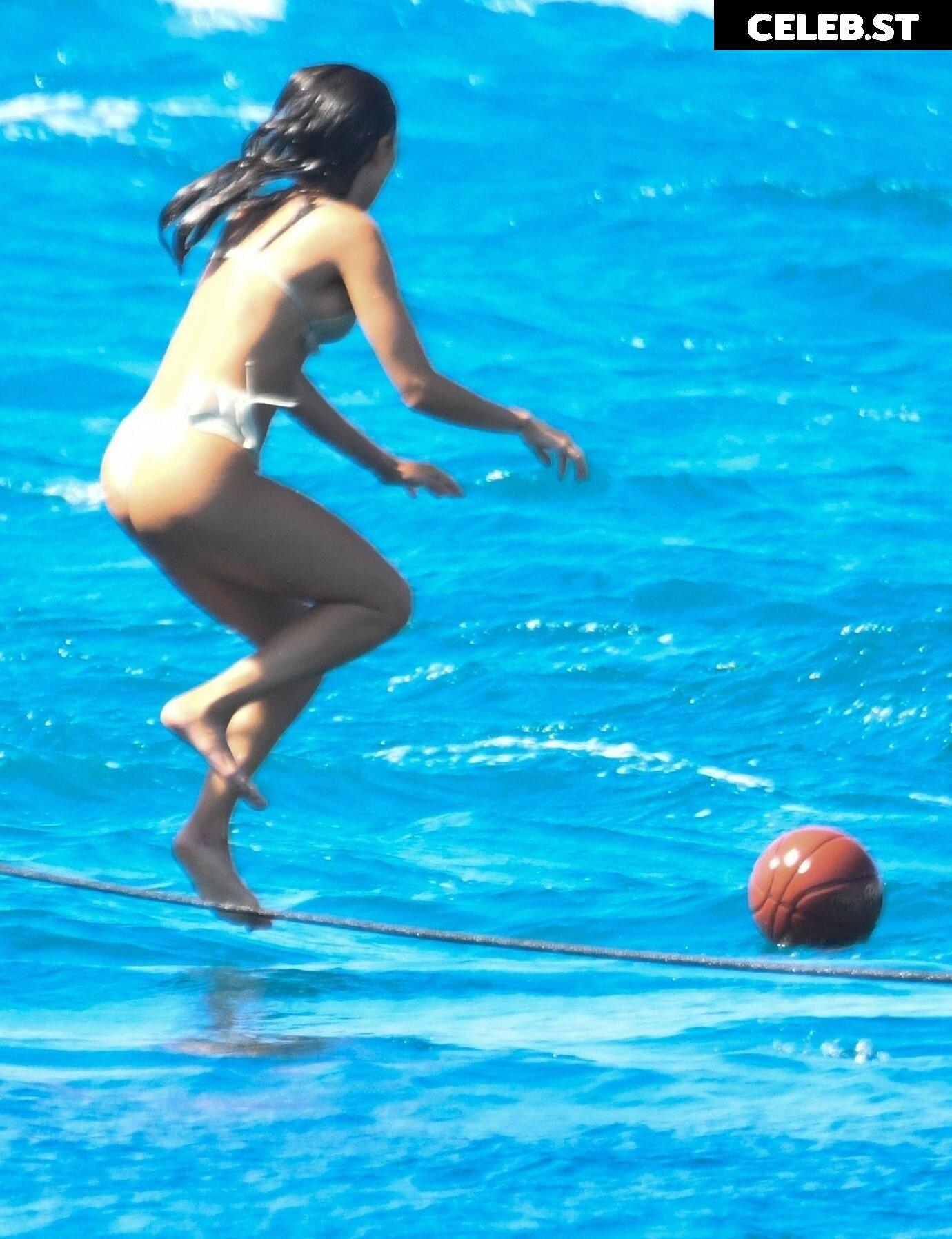 Eiza González Image 1740152