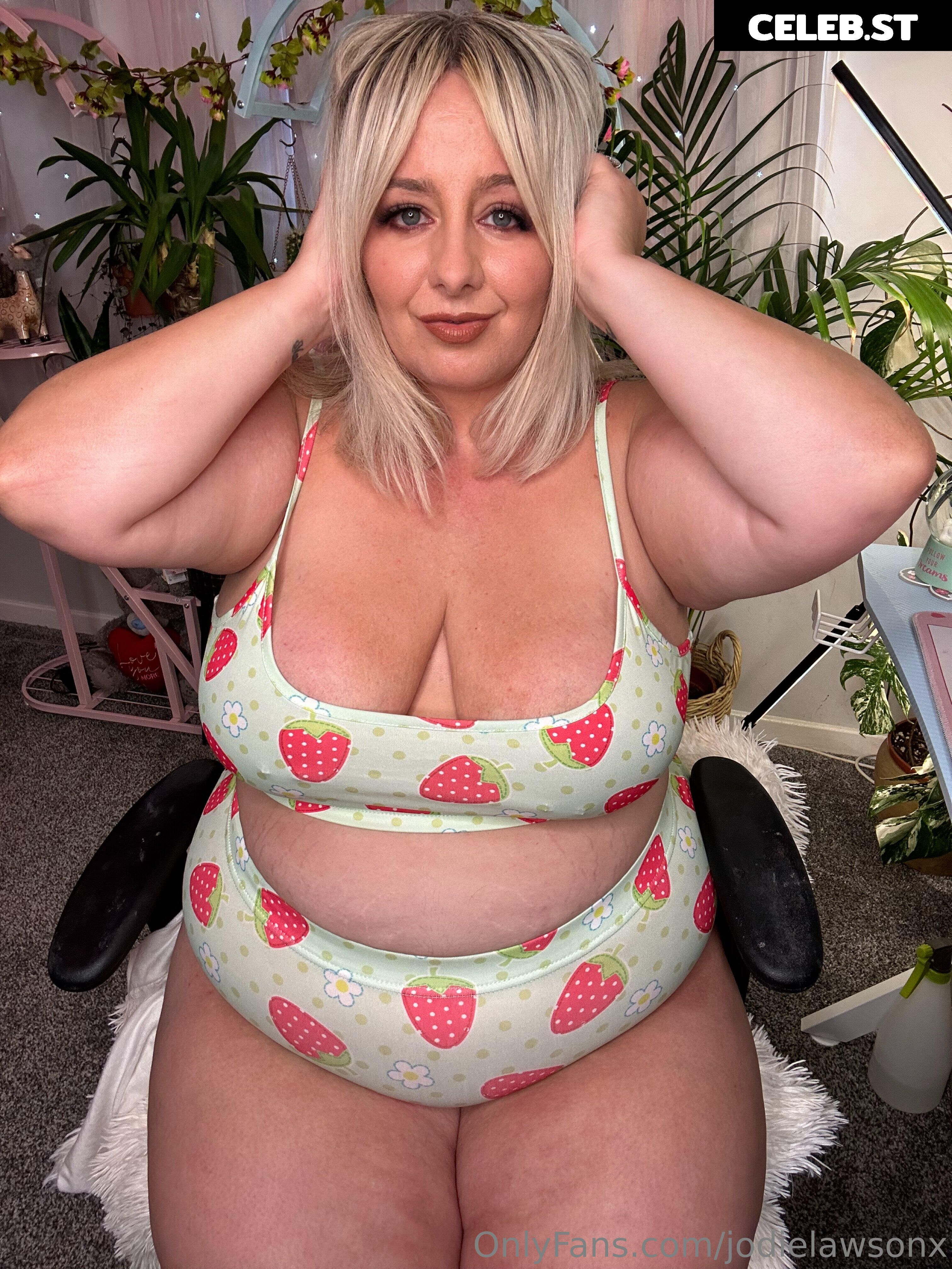jodielawsonx Image 17403073