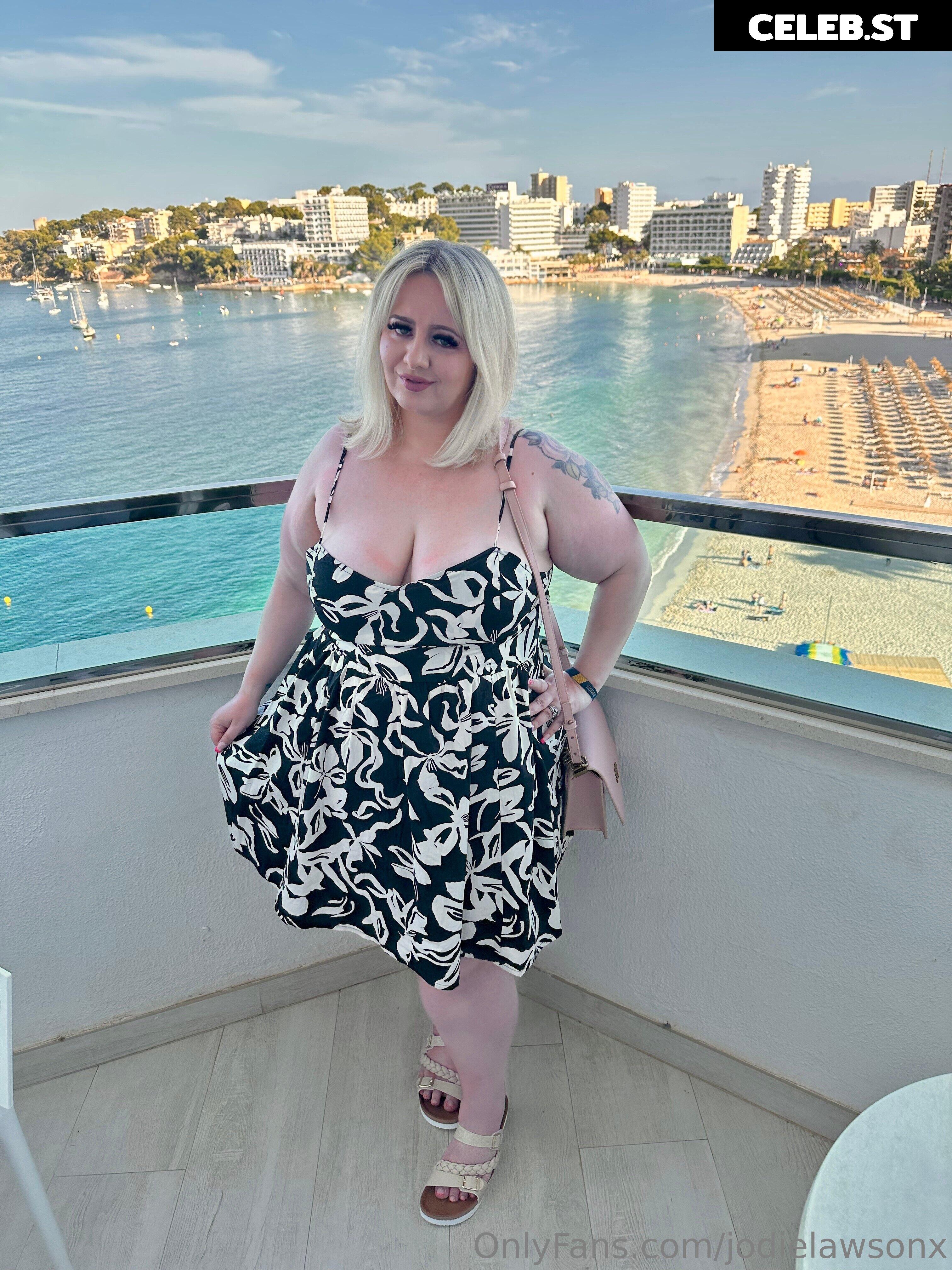 jodielawsonx Image 17403203