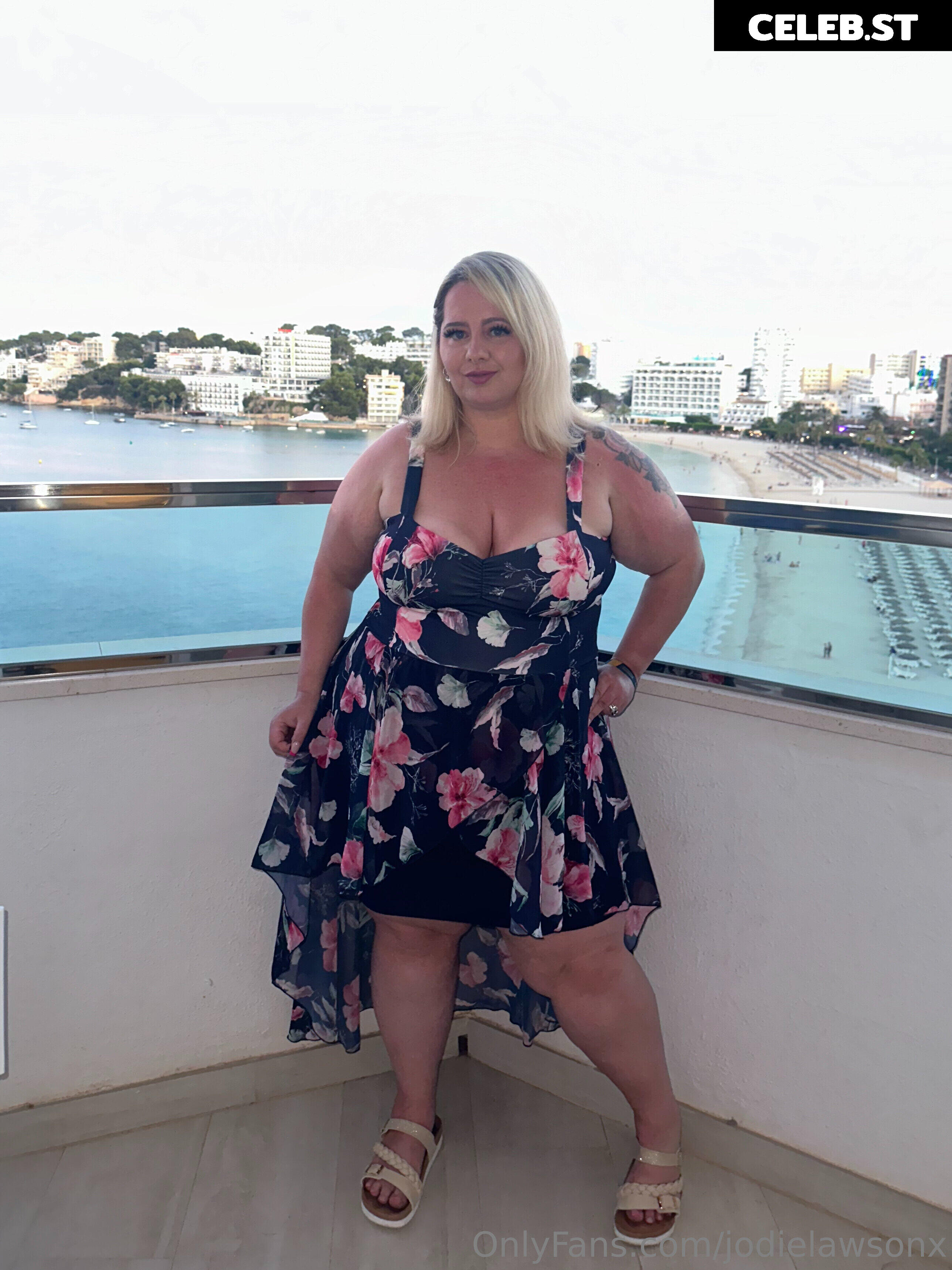 jodielawsonx Image 17402945