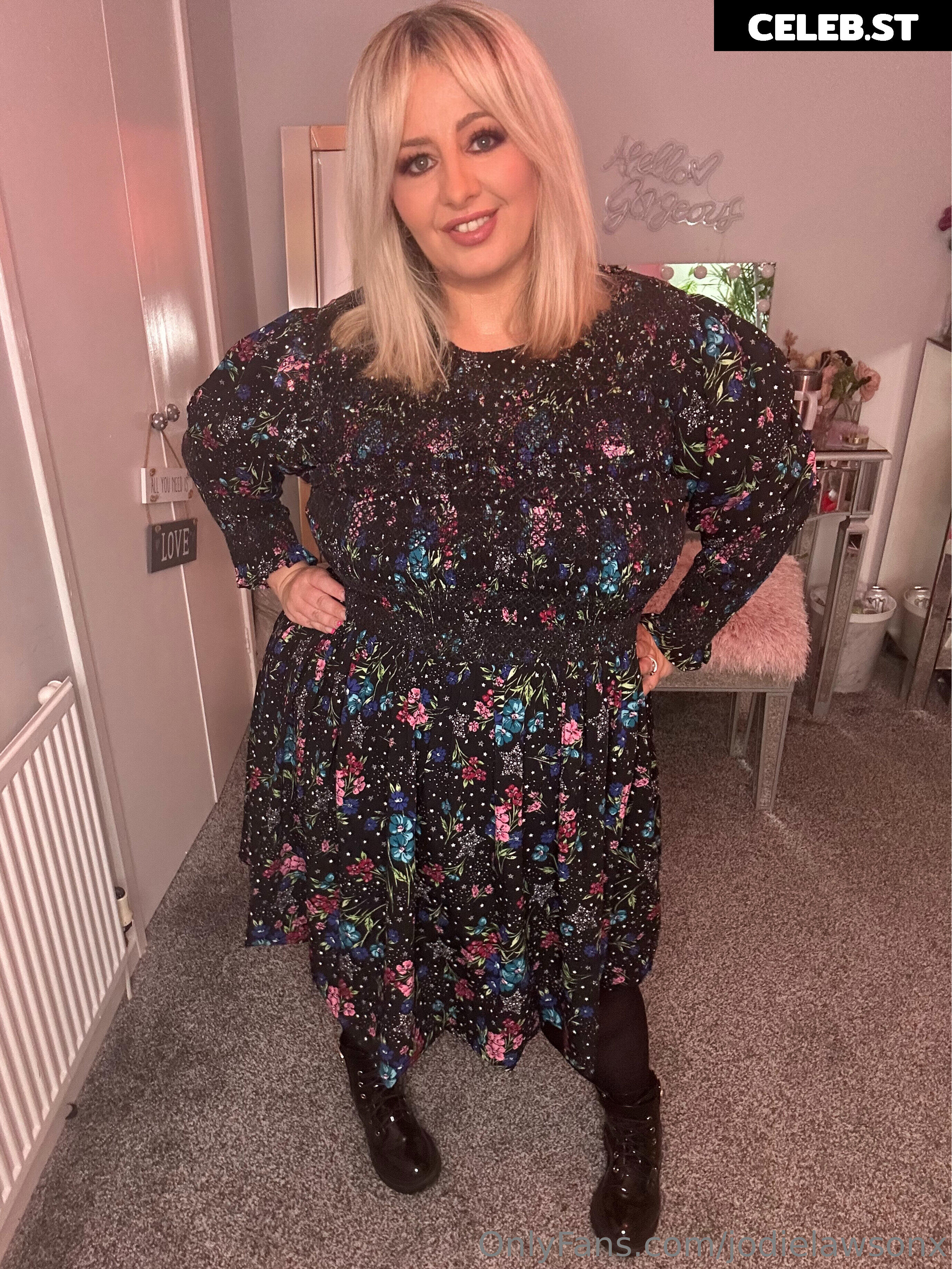 jodielawsonx Image 17402794