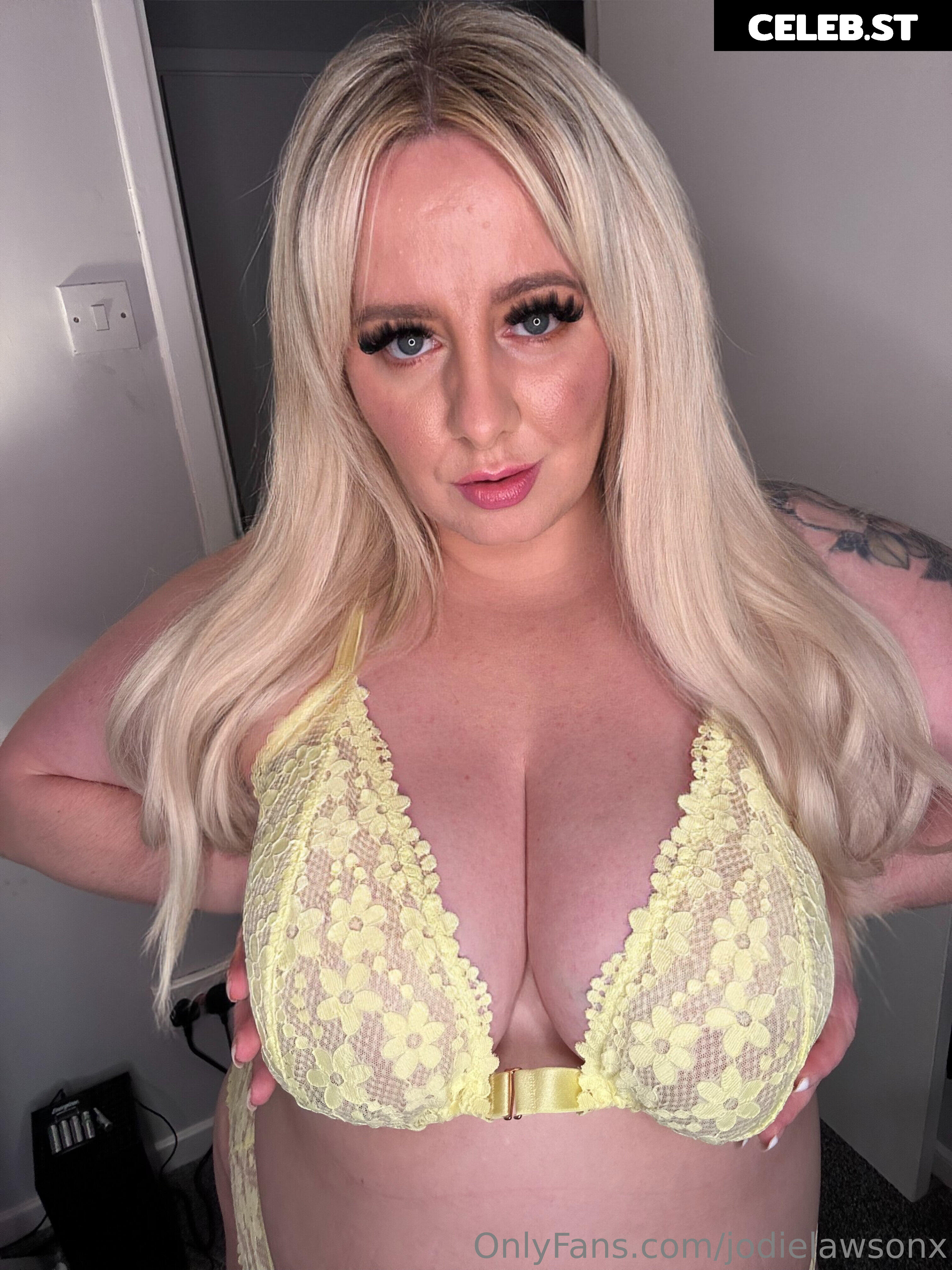 jodielawsonx Image 17402766