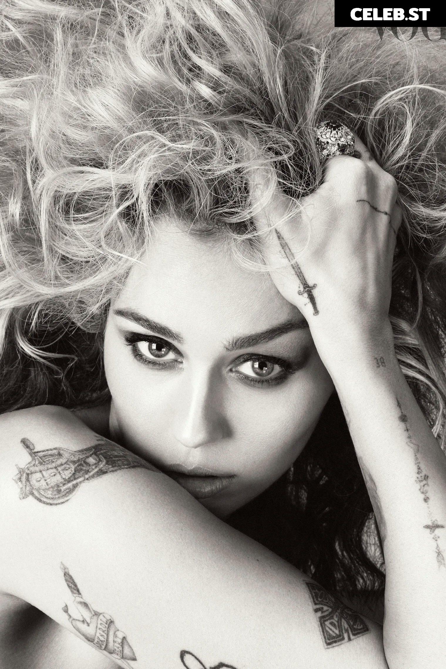 Miley Cyrus Image 1749170