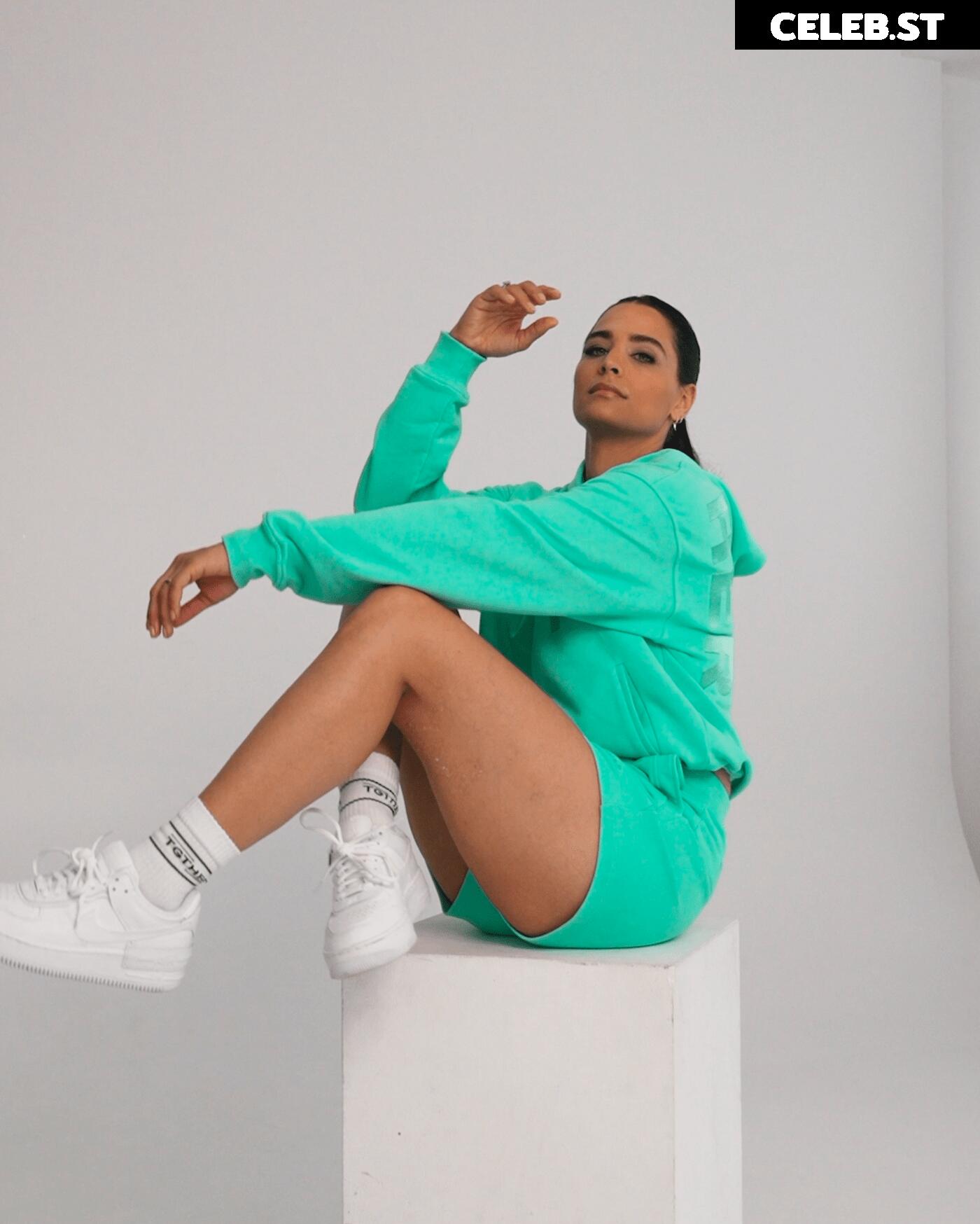 Amira Aly / Pocher Image 1748415