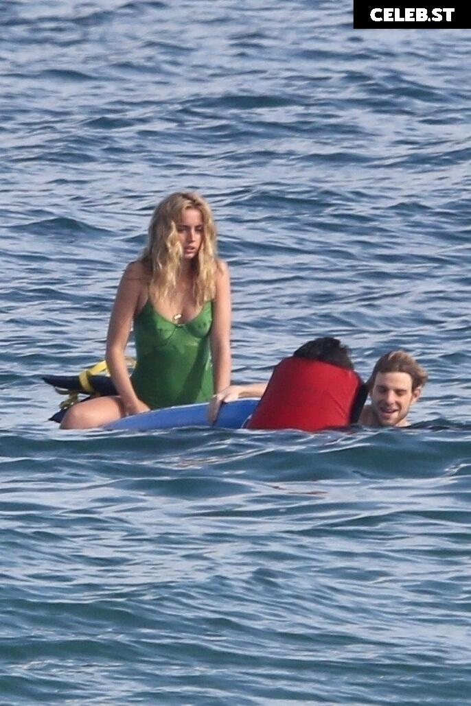 Ana De Armas Image 1736887
