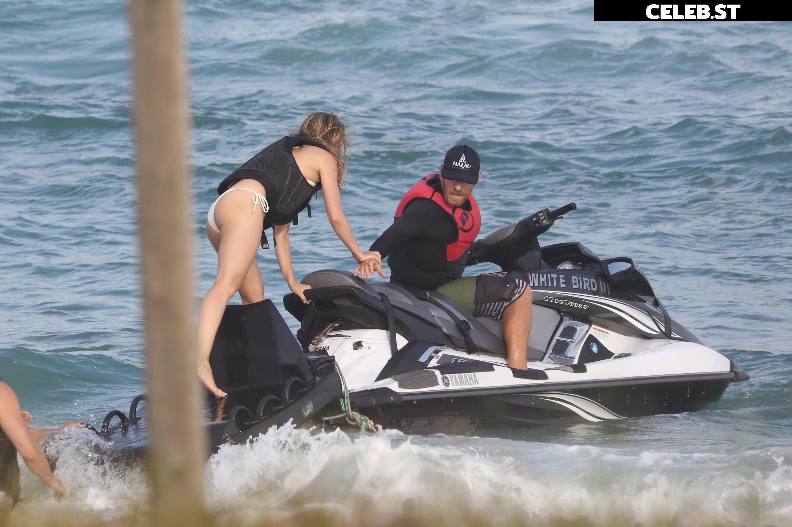 Ana De Armas Image 1736105