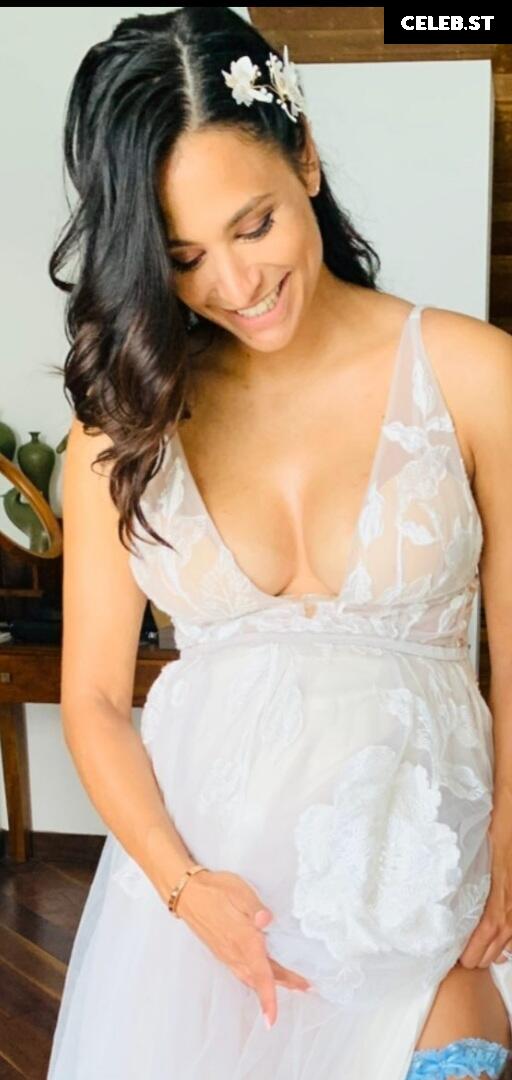Amira Aly / Pocher Image 1737846