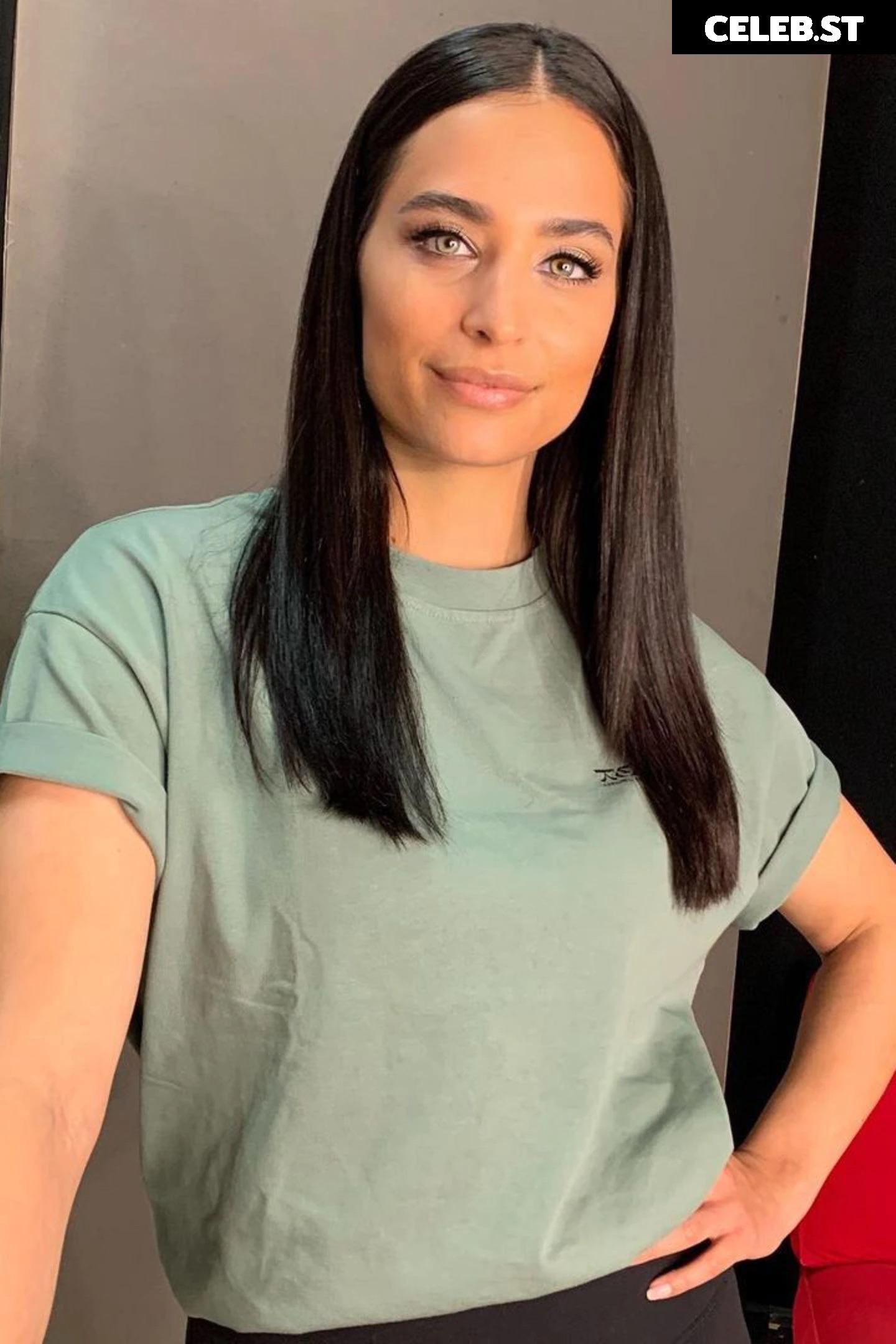 Amira Aly / Pocher Image 1737523