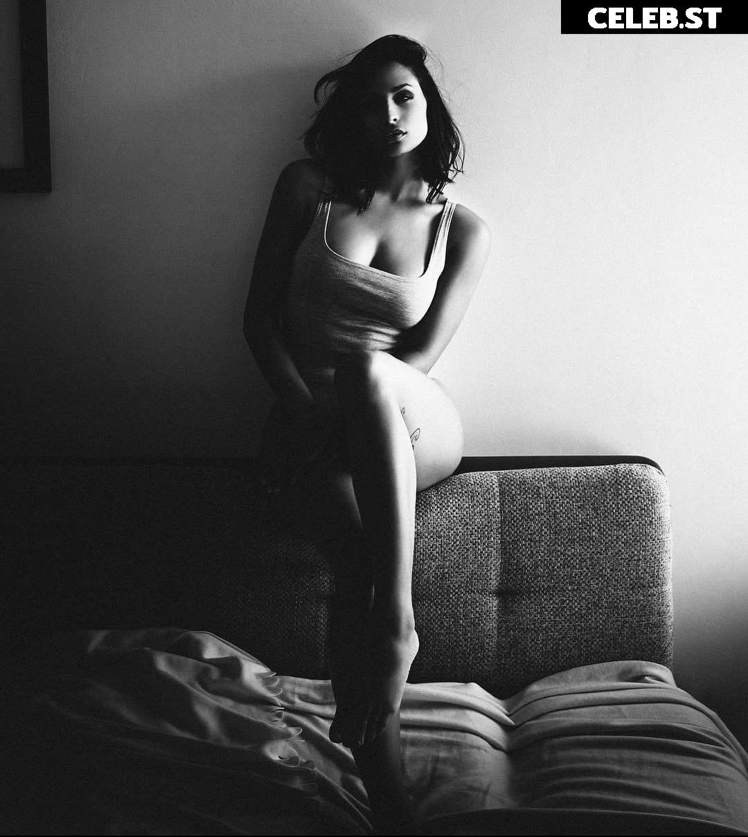 Amira Aly / Pocher Image 1737793