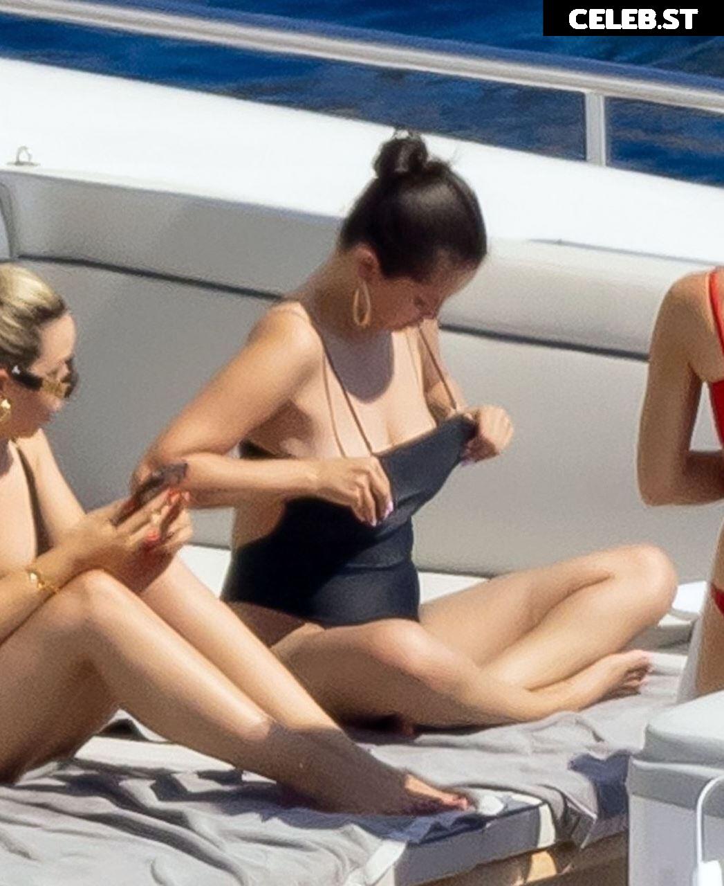 Selena Gomez Image 1737069