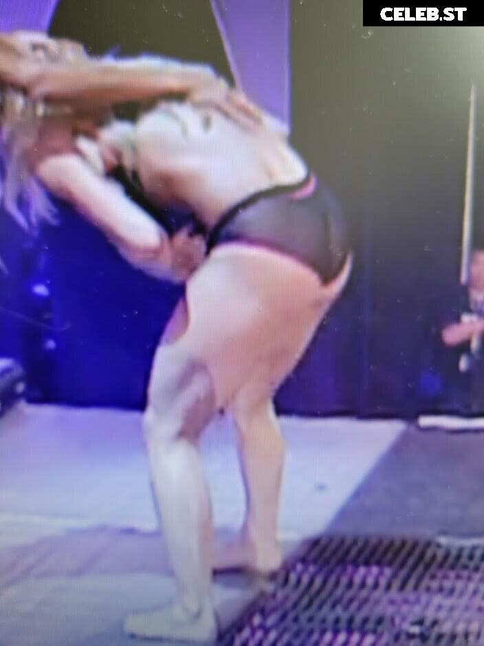 WWE Trish Stratus Image 17318950