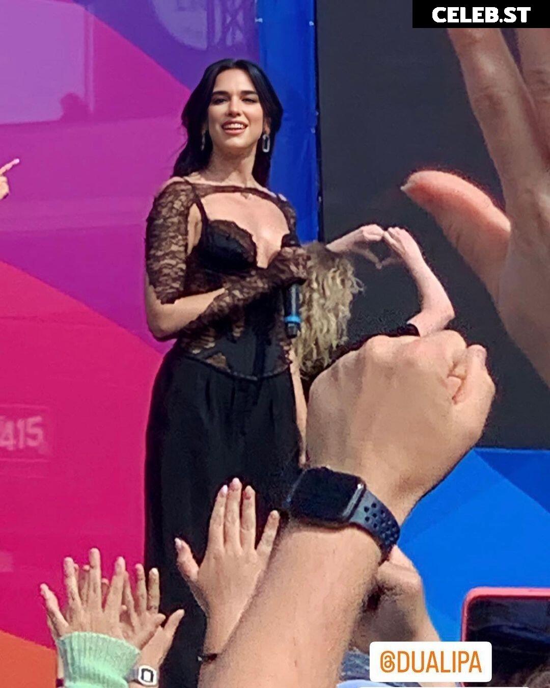 Dua Lipa Image 1731548