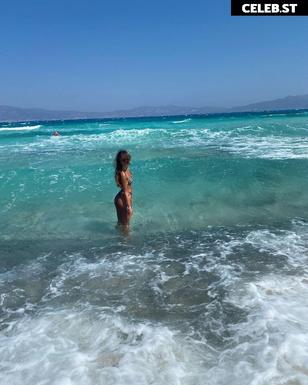 Claire Molin Image 17325009