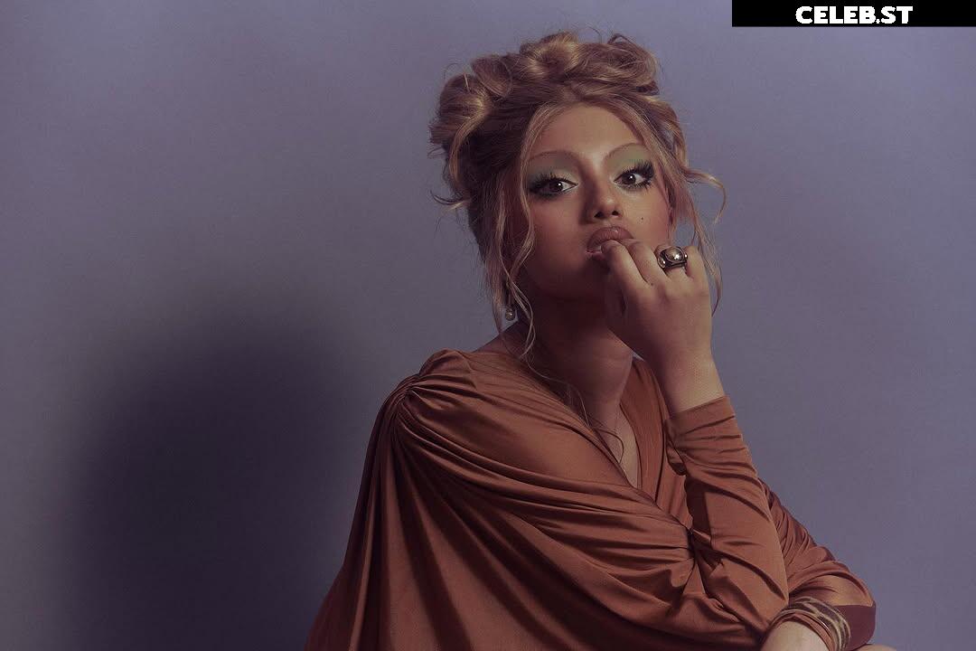 Avantika Image 17320097