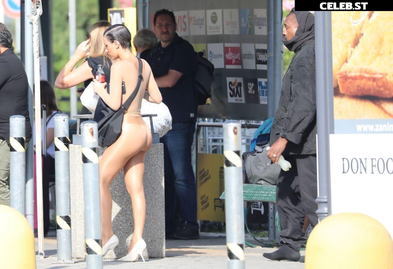 Bianca Censori Image 1732322