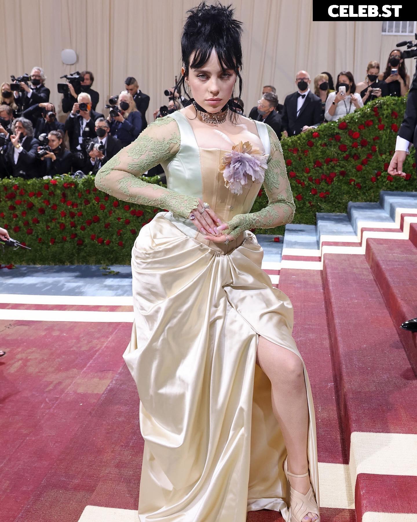 Billie Eilish Image 1730424