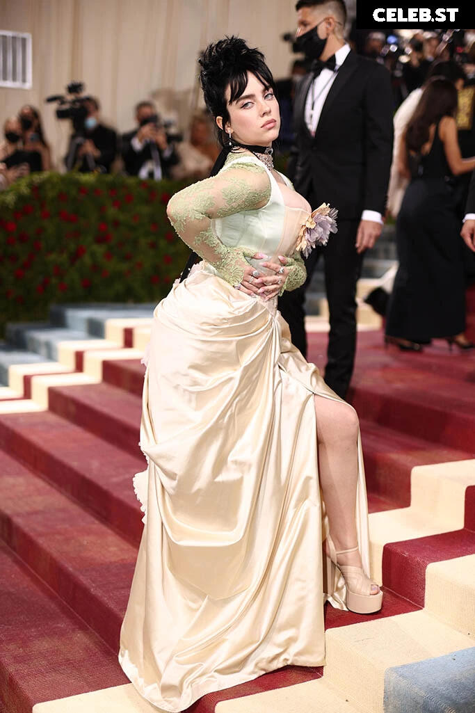 Billie Eilish Image 1730685