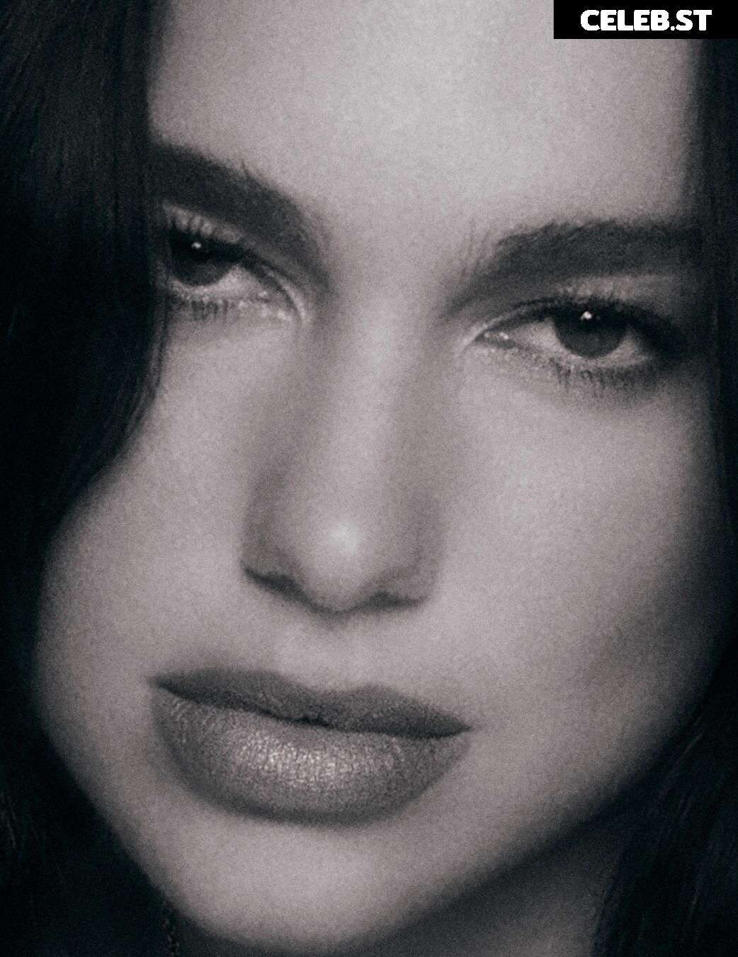 Dua Lipa Image 1730151