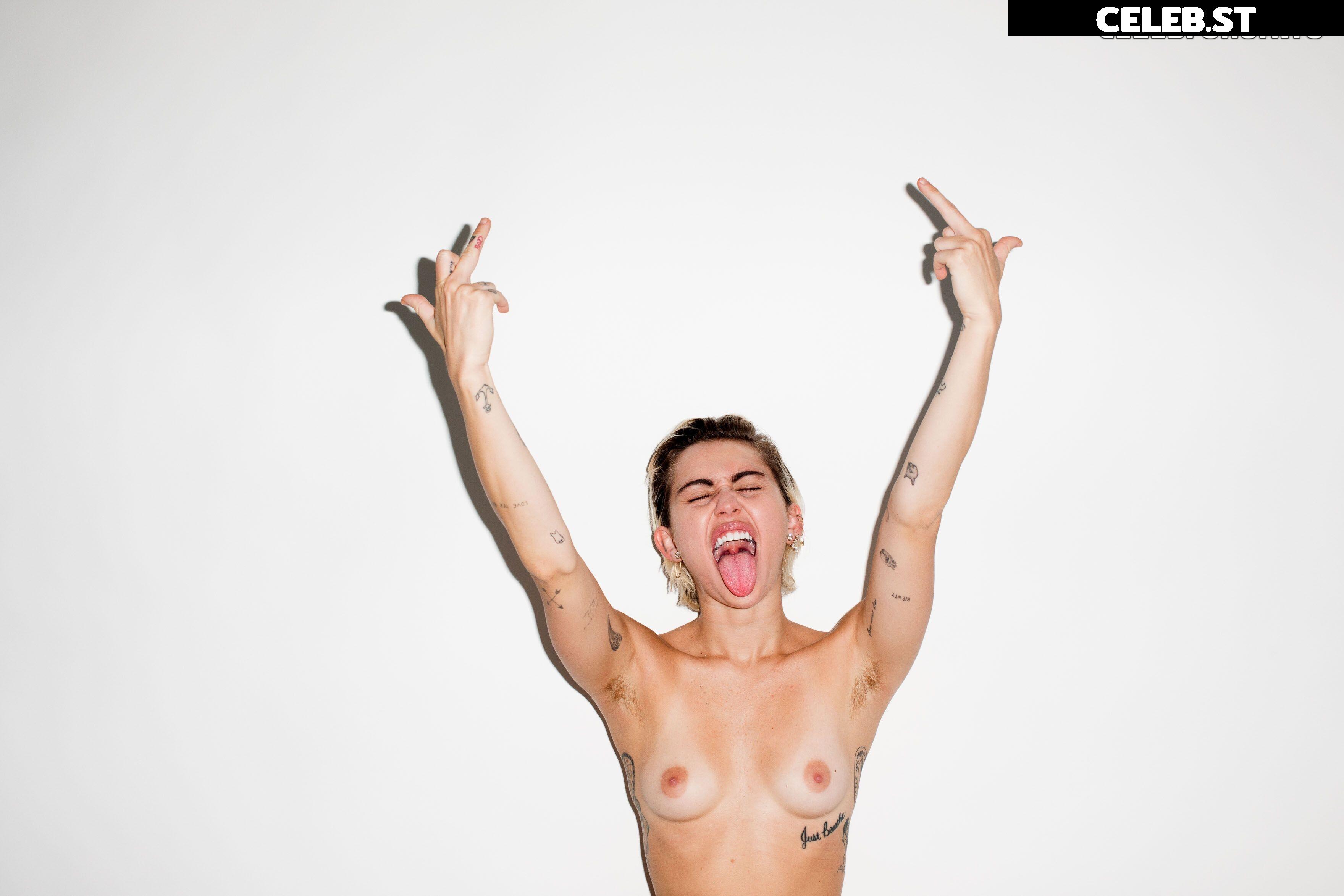 Miley Cyrus Image 1730123