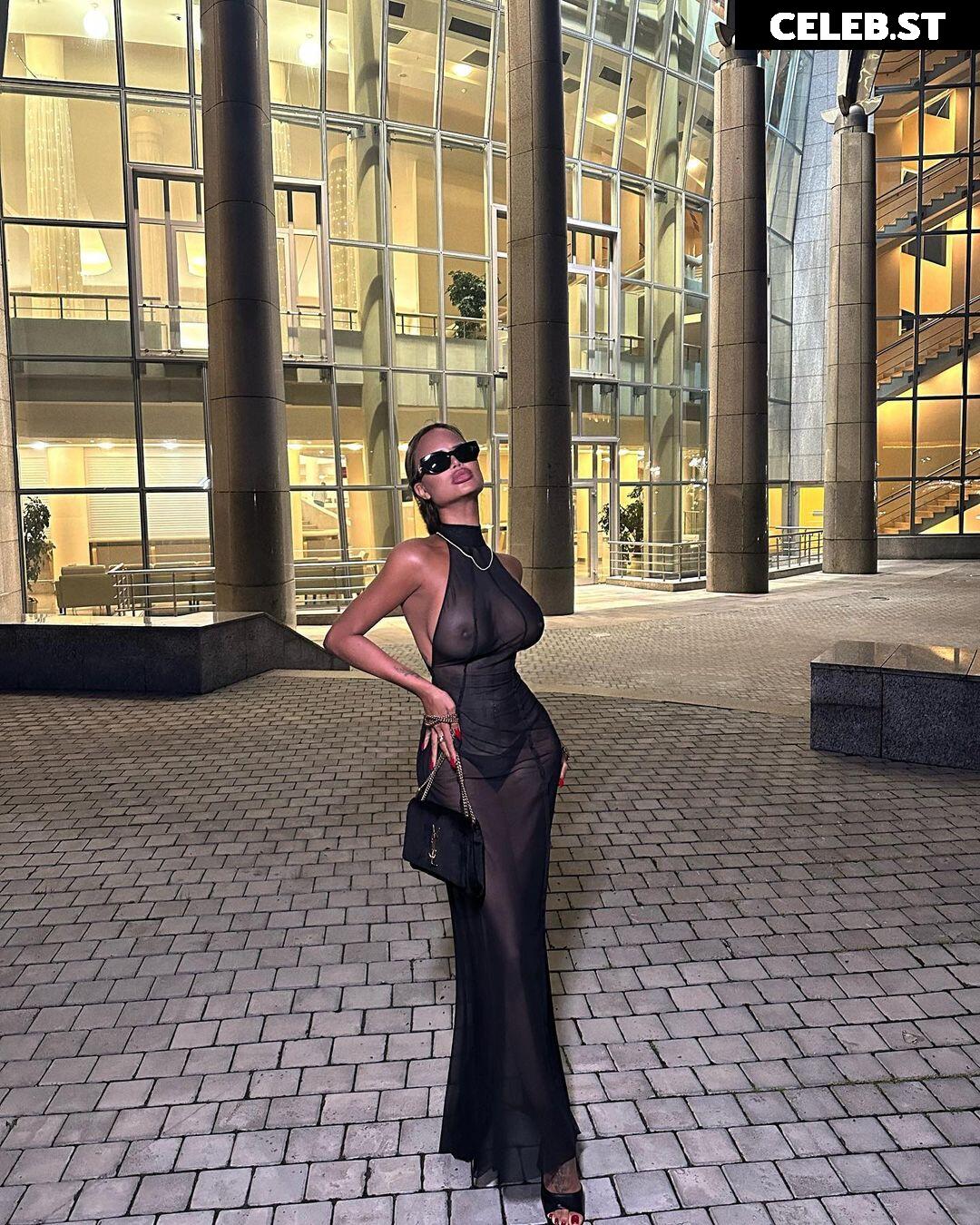 Nita Kuzmina Image 17300391