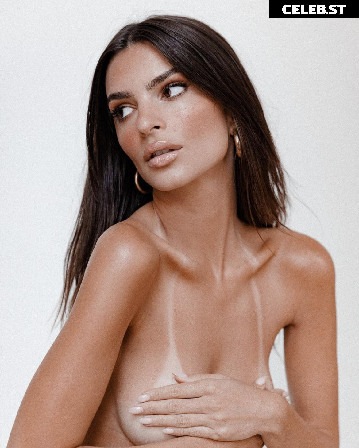 Emily Ratajkowski Image 1738014