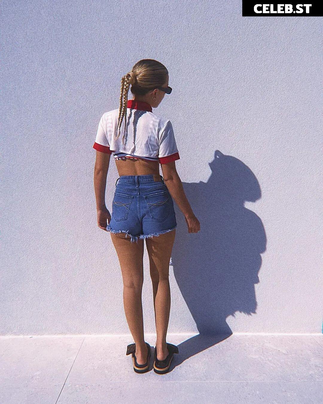 Millie Bobby Brown Image 1726501