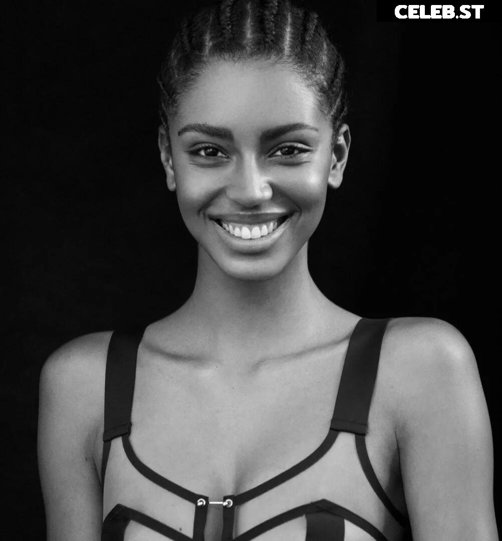 Karen Joigny Image 1726732