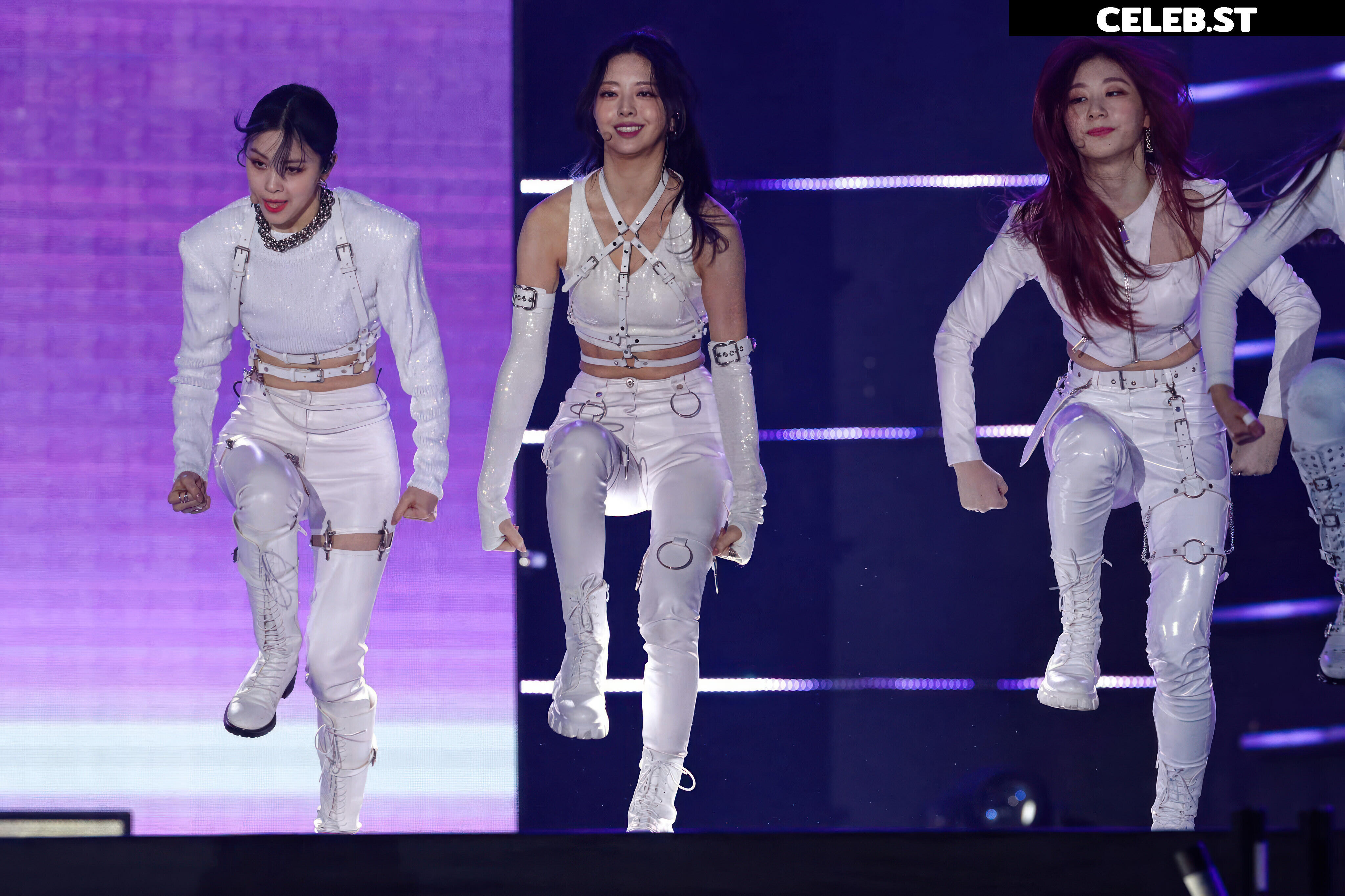 Yuna - ITZY (유나, Shin Yu Na) Image 17272592