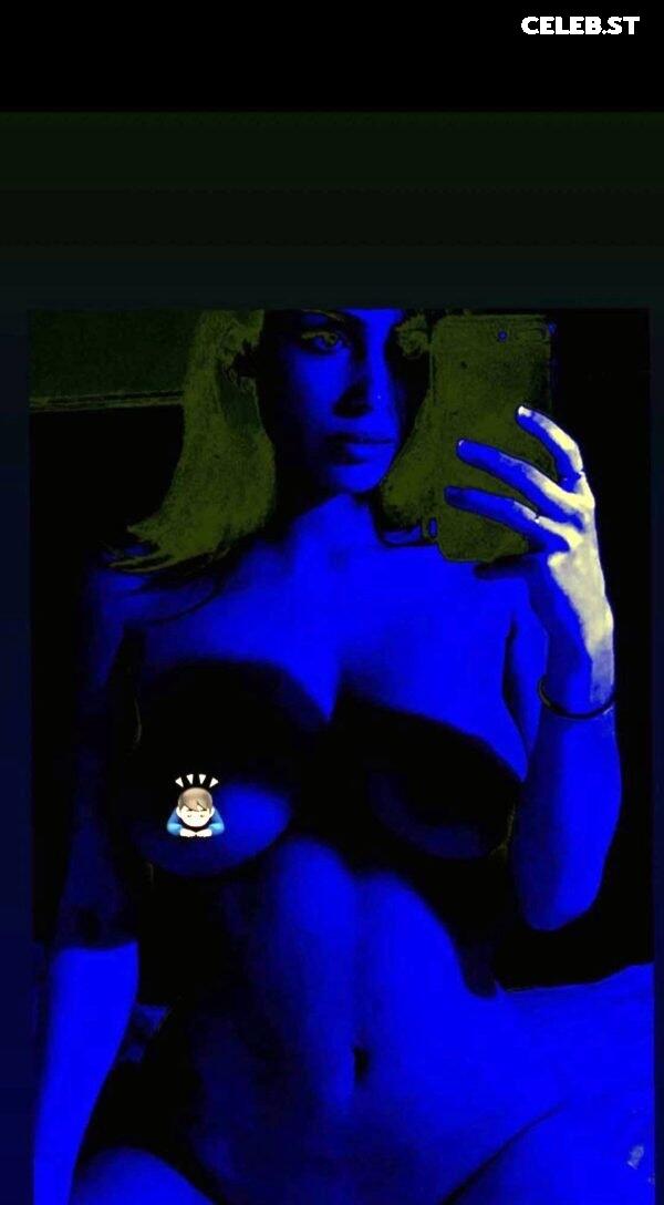 Bianca Censori Image 1729875