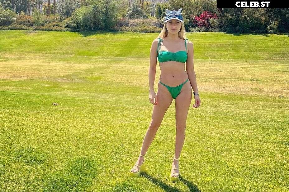 Emma Roberts Image 1729070