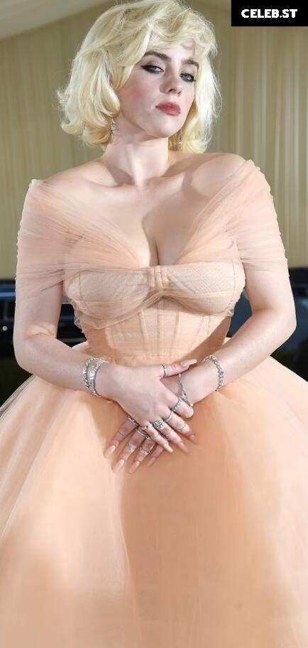 Billie Eilish Image 1729023