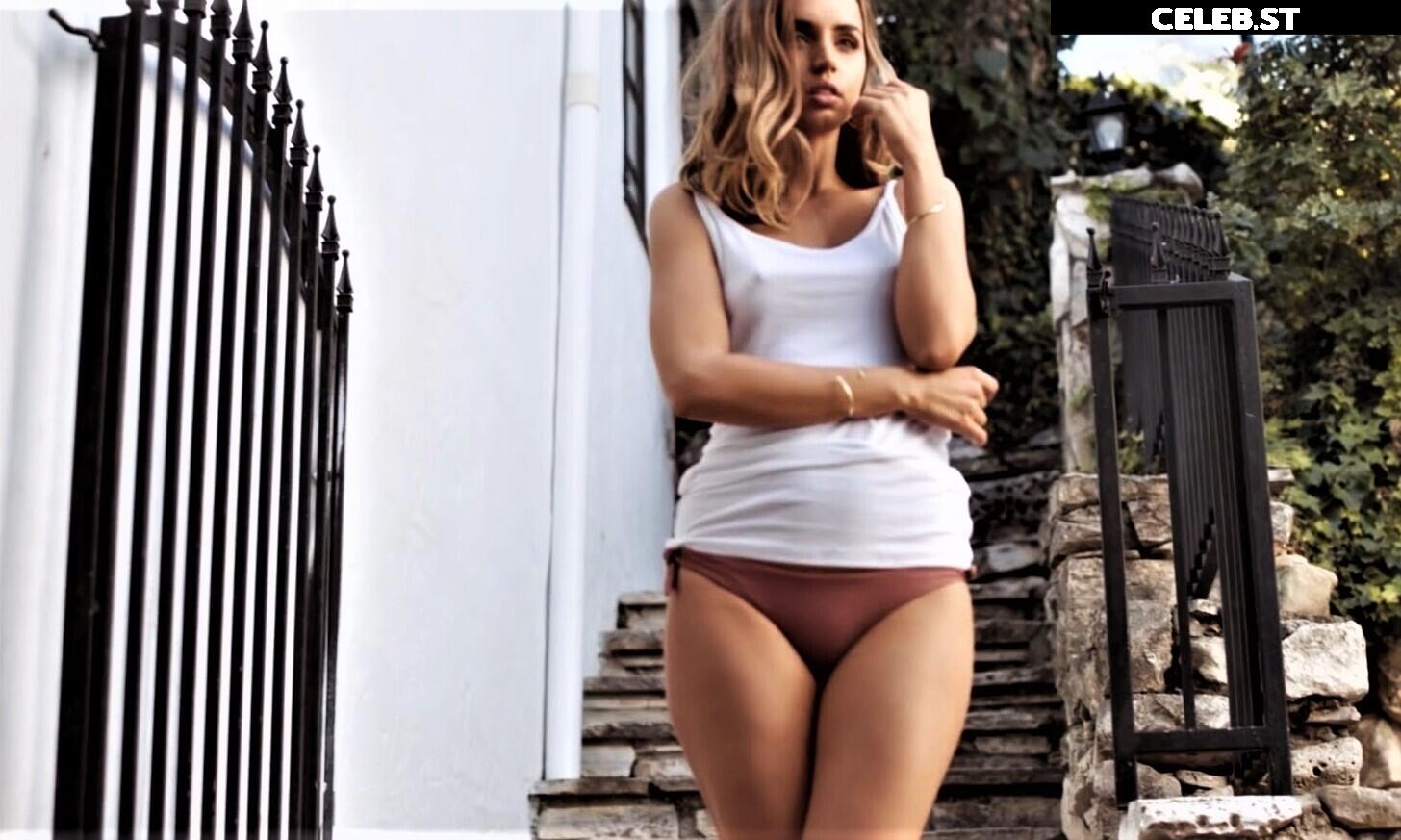 Ana De Armas Image 1728169