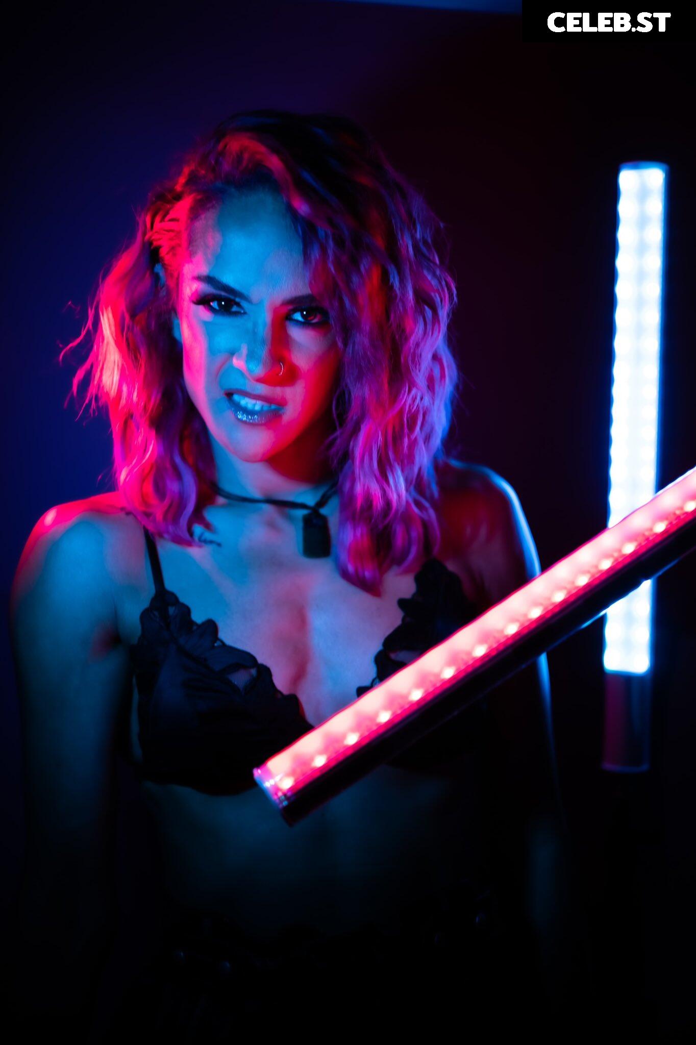 Dakota Kai Image 17281389