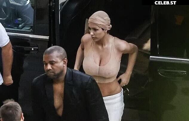 Bianca Censori Image 1728011