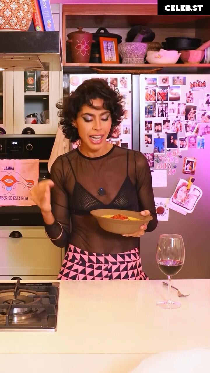 Bela Gil Image 17282934