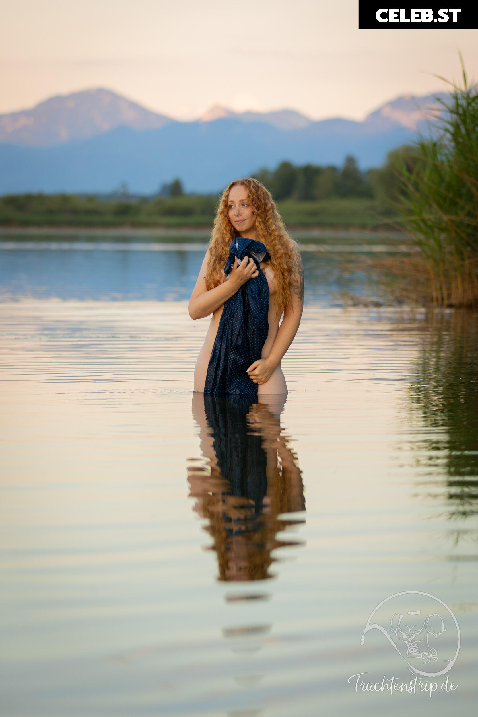 Trachtenstrip Image 1714265