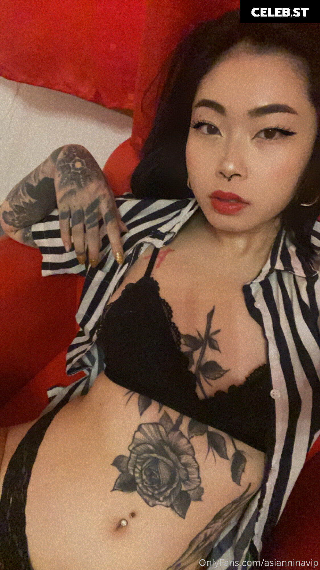 asianina Image 17186551