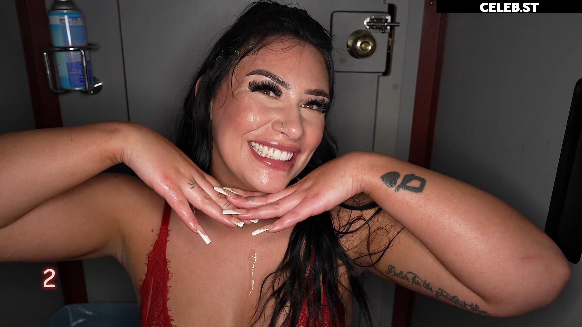 Gloryhole Swallow Image 10956769