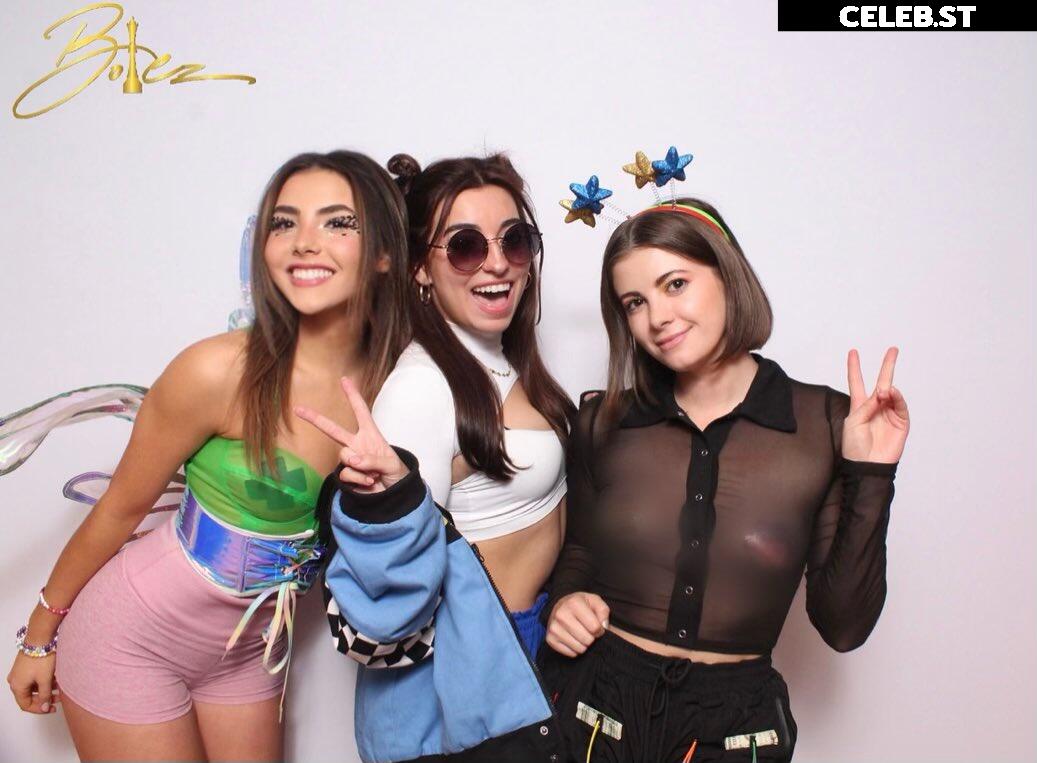Andrea Botez (leaks = ban) Image 10928925