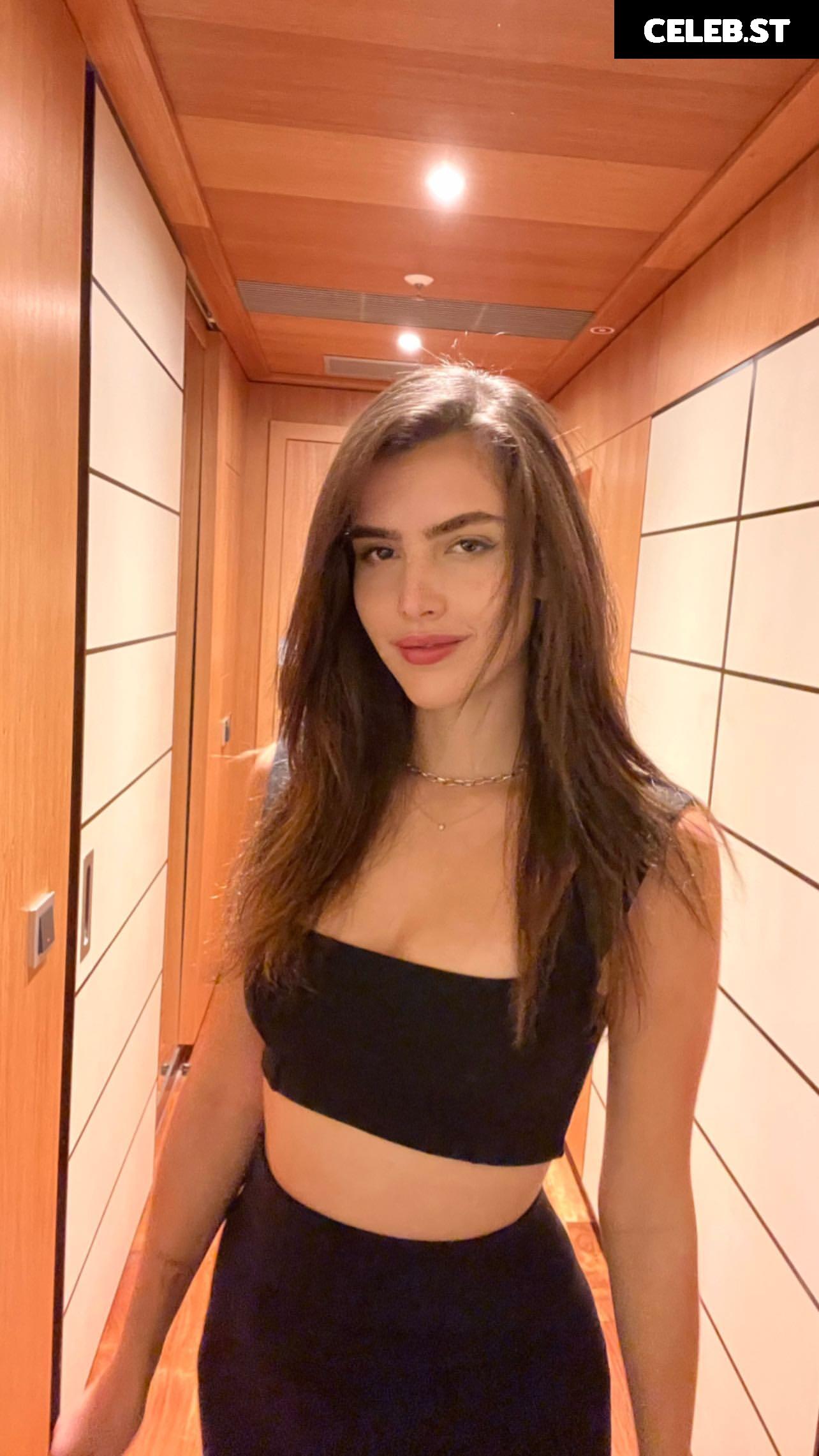 Andrea Botez (leaks = ban) Image 10927753