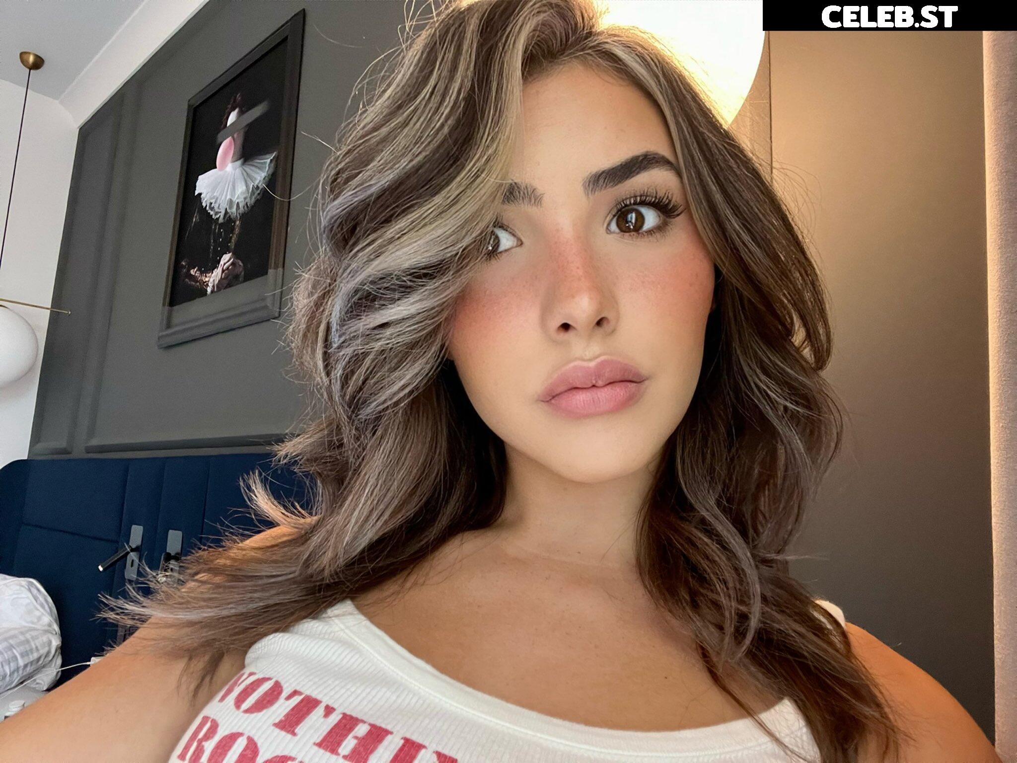 Andrea Botez (leaks = ban) Image 10927743
